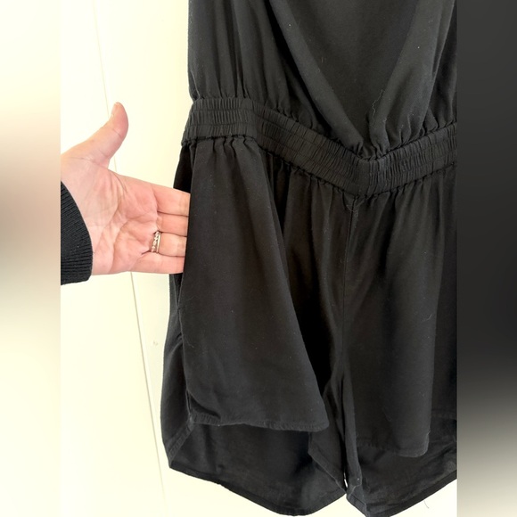 Azure Skies | Aritzia Strapless Romper, size medium - Picture 2 of 8